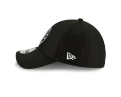 Chelsea New Era Black 39THIRTY Flex Hat -SportsCloset Clothing 12340462 39THIRTY EMEACHELSEAHEXERA CHELFC BLK LSIDE