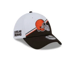 Cleveland Browns New Era 2023 Sideline 39THIRTY Flex Hat – White/Brown